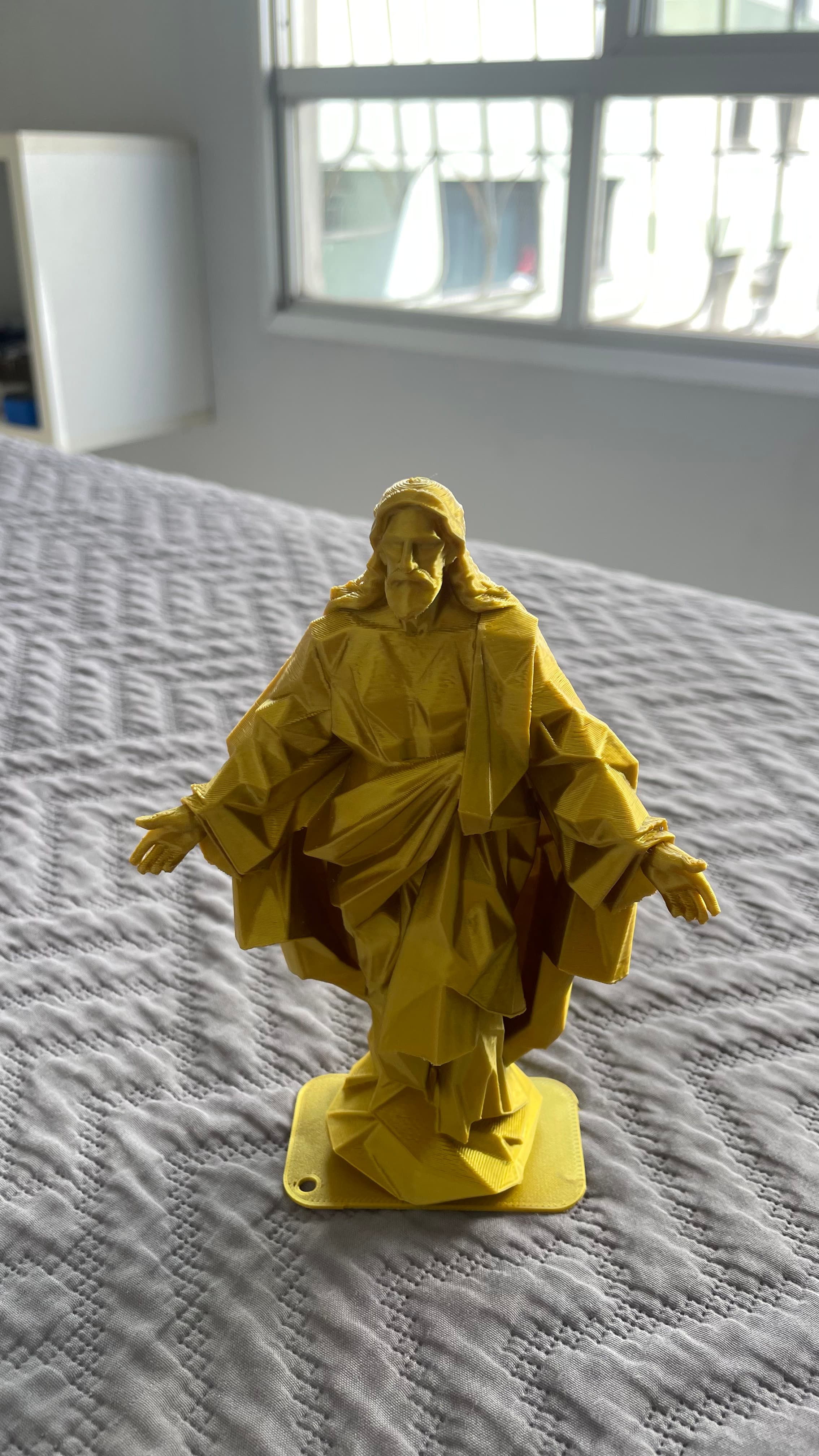 Escultura Jesus Prismático
